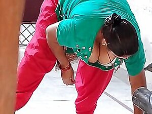 Indian bhabhi enjoys rectal