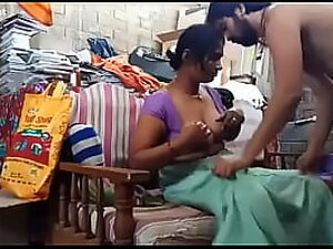 Desi become man connected with hubby.